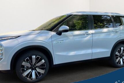 Mitsubishi Plug-in Hybrid Outlander 3.001 km 47.990 € Lütjenburg 24321