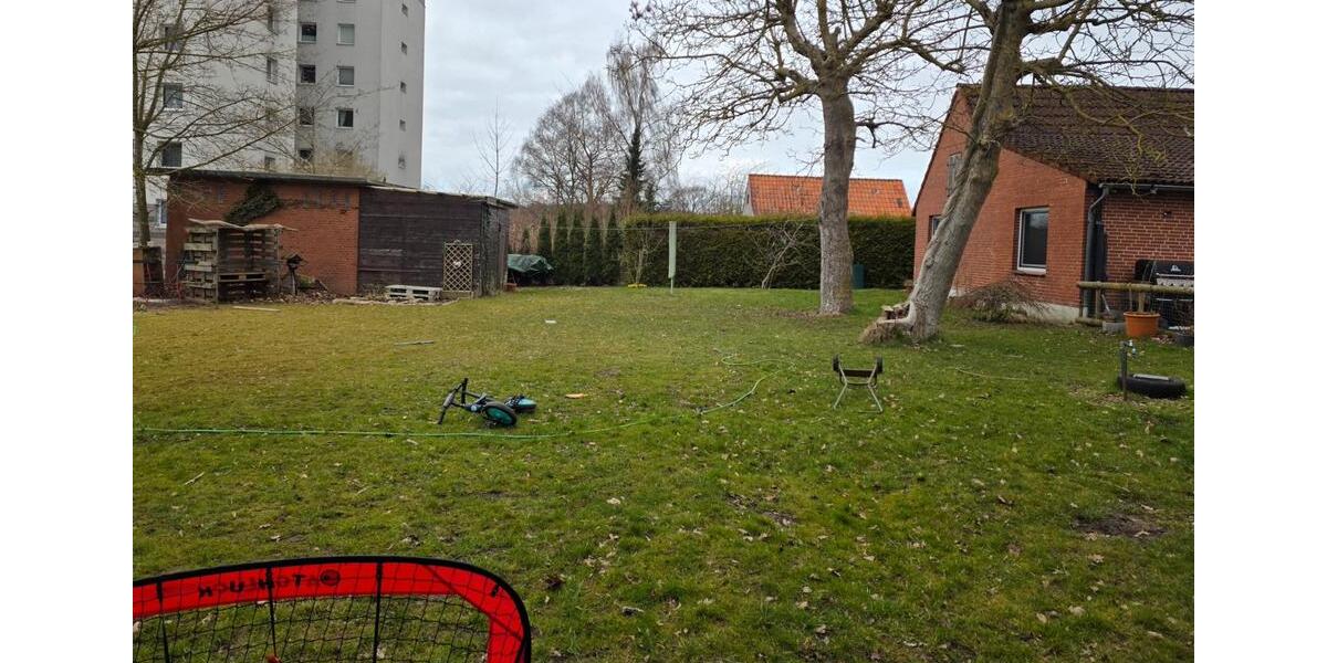 Mehrfamilienhaus, Wohnhaus Lütjenburg - 8 Zimmer, 195 m&sup2;, 400.000&euro; | Angebot:26031652