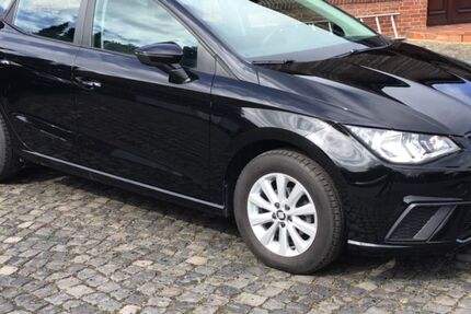 Seat Ibiza 22.000 km 14.950 € Neumünster 24539
