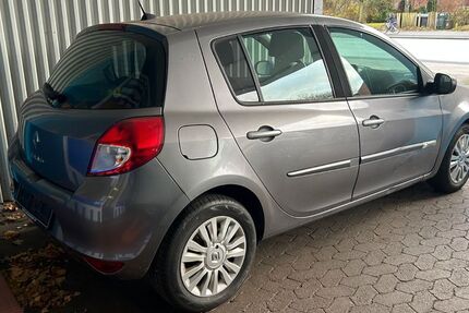 Renault Clio 200.000 km 1.450 &euro; Kiel 24148
