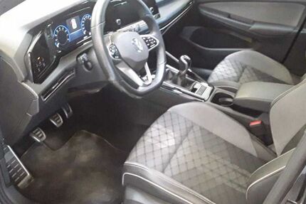 VW Golf 32.058 km 23.980 &euro; Kronshagen 24119