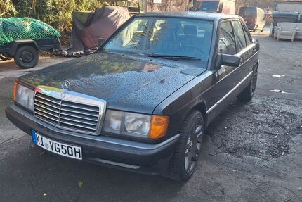 Mercedes-Benz 190 211.000 km 5.500 &euro; Preetz 24111