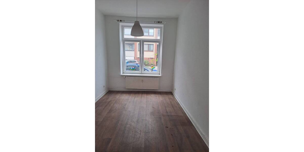 Etagenwohnung Neumünster Innenstadt - 2 Zimmer, 48 m&sup2;, 380&euro; | Angebot:26851153