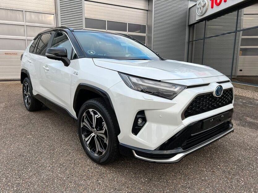 RAV 4