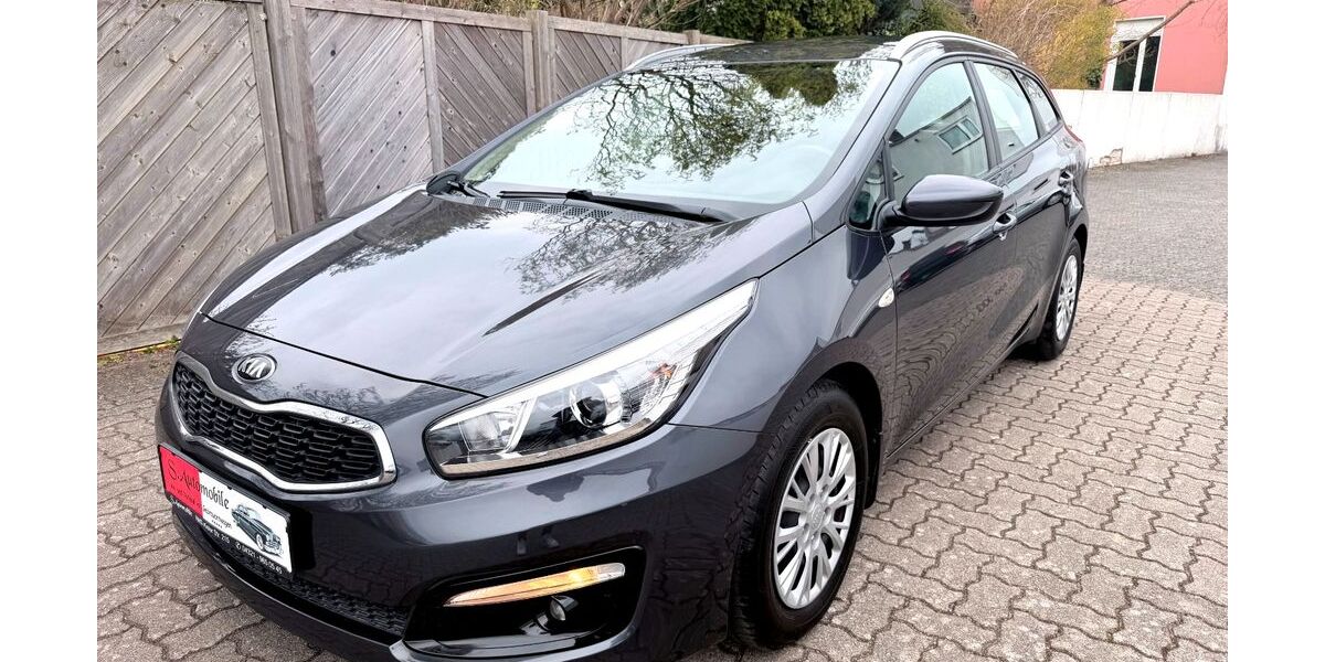 Kia ceed Sportswagon 144.000 km 7.900 &euro; Neumünster 24536