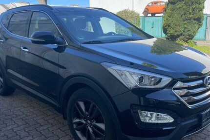 Hyundai SANTA FE 235.000 km 10.200 &euro; Kiel 24113