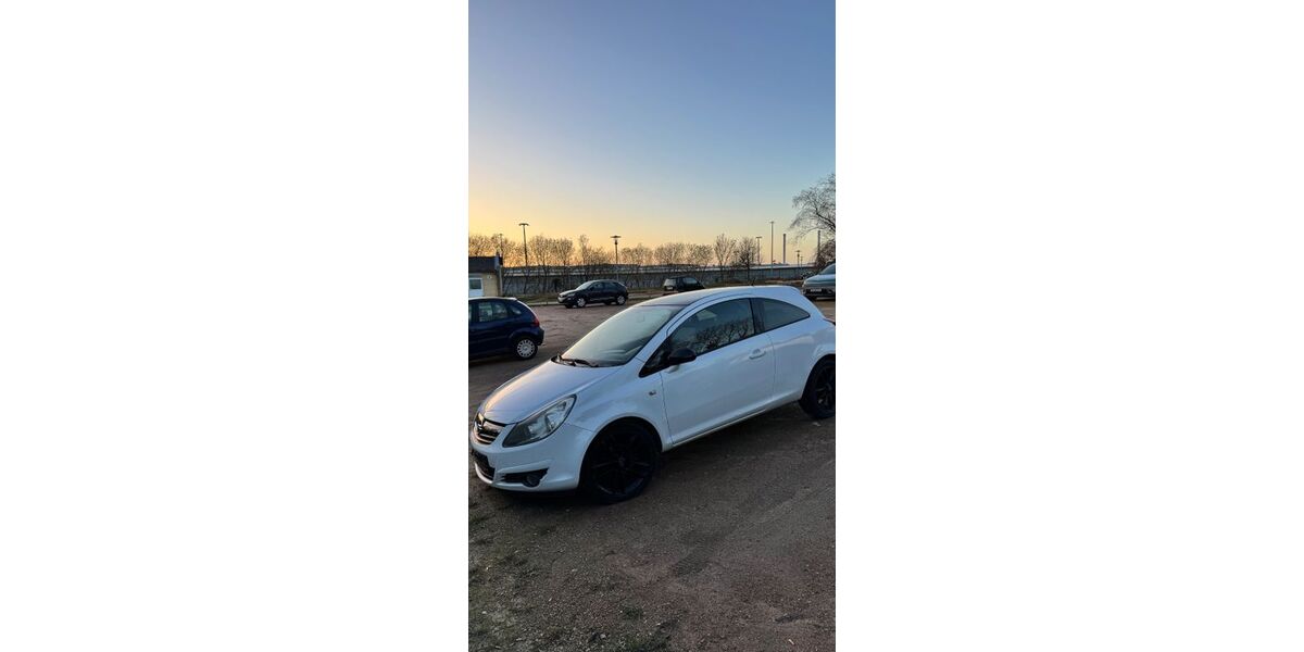 Opel Corsa 157.000 km 2.200 &euro; Kiel 24149