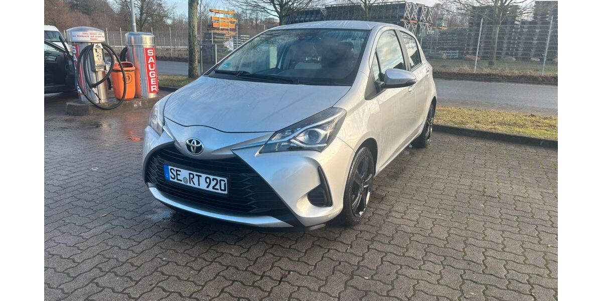 Toyota Yaris 65.000 km 9.000 &euro; Kirchbarkau 24245