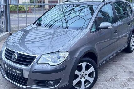 VW Touran 305.129 km 4.950 &euro; Neumünster 24539
