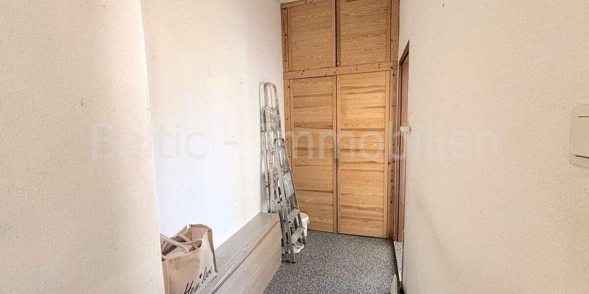 Mehrfamilienhaus, Wohnhaus Kiel Wellingdorf - 1 Zimmer, 270 m&sup2;, 395.000&euro; | Angebot:25668160