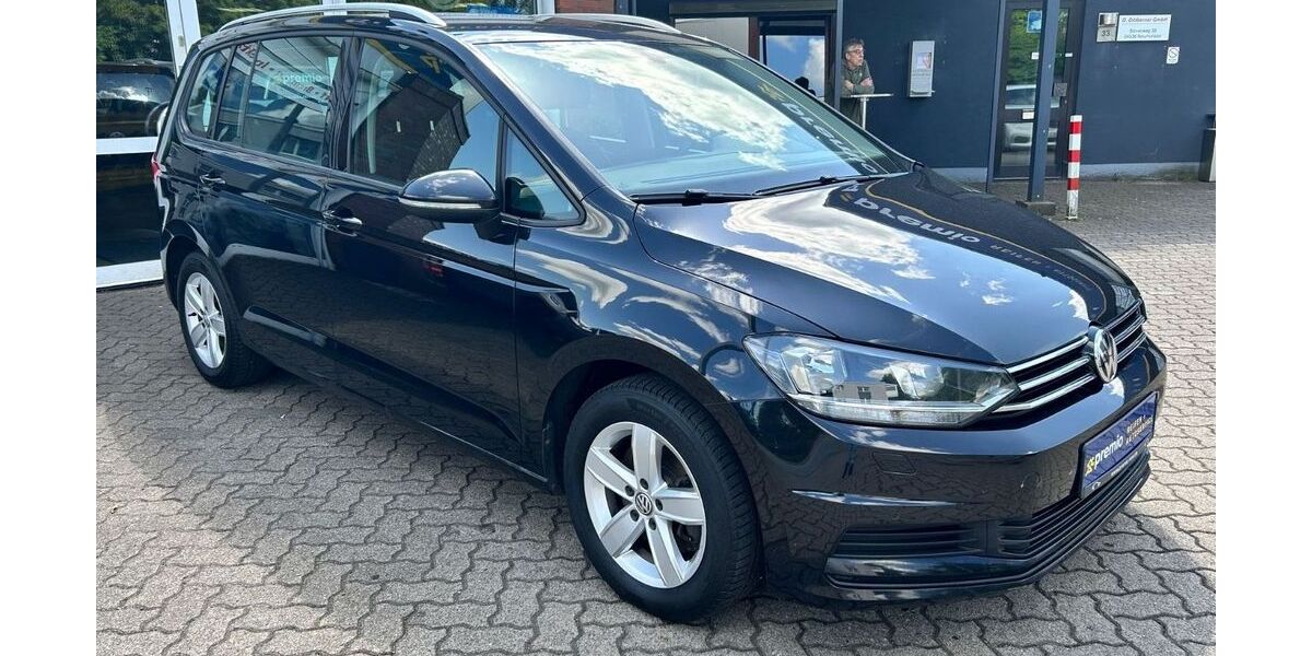 VW Touran 173.000 km 12.490 &euro; Neumünster 24536