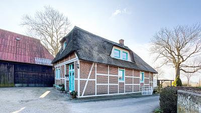 CHARMANTES REETDACH IN OSTSEENÄHE 6 zimmer