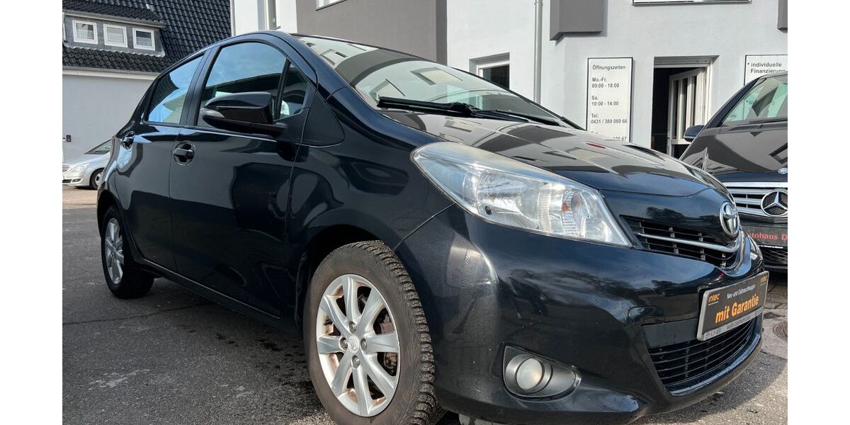 Toyota Yaris 128.000 km 7.999 &euro; Kronshagen 24119