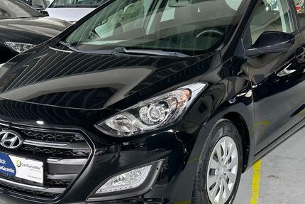 Hyundai i30 150.000 km 7.990 &euro; Kiel 24145