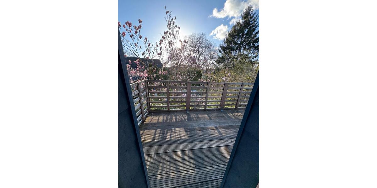 Dachgeschoßwohnung Osterrönfeld - 3 Zimmer, 62 m&sup2;, 850&euro; | Angebot:26095398