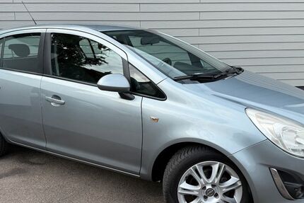 Opel Corsa 135.664 km 4.500 € Neumünster 24536