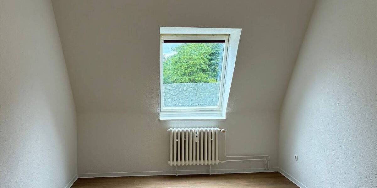 Etagenwohnung Kiel Neumühlen-Dietrichsdorf - 3 Zimmer, 86 m&sup2;, 869&euro; | Angebot:26894600
