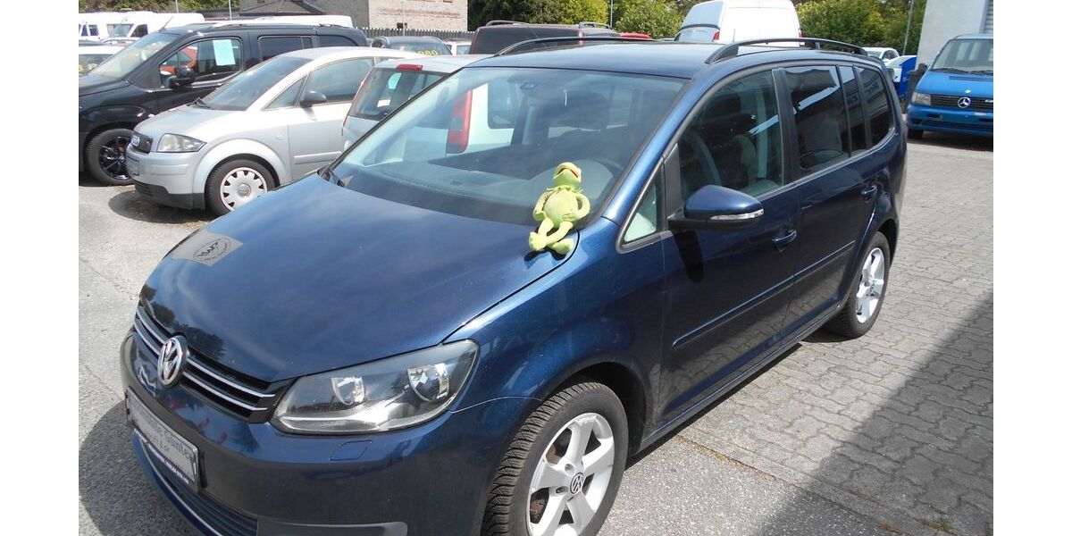 VW Touran 208.000 km 9.150 &euro; Neumünster 24539