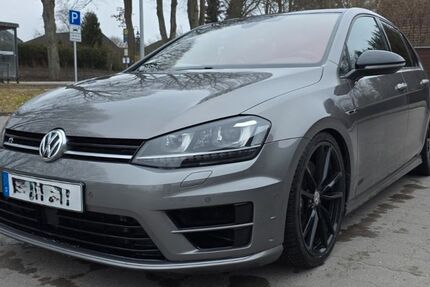 VW Golf 104.000 km 26.900 &euro; Osterrönfeld 24783