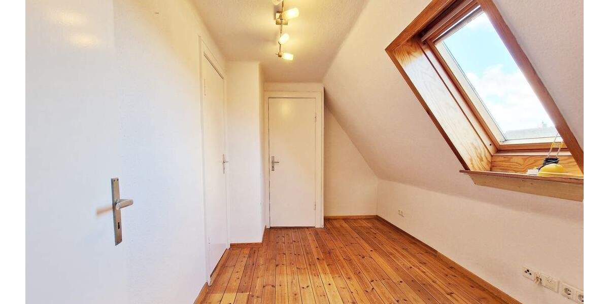Doppelhaushälfte Neumünster Innenstadt - 4 Zimmer, 89 m&sup2;, 275.000&euro; | Angebot:23977451