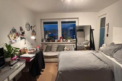 Wohnung Kiel Ellerbek - 3 Zimmer, 13 m&sup2;, 450&euro; | Angebot:24766308