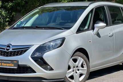 Opel Zafira Tourer 114.972 km 8.490 € Kiel 24147