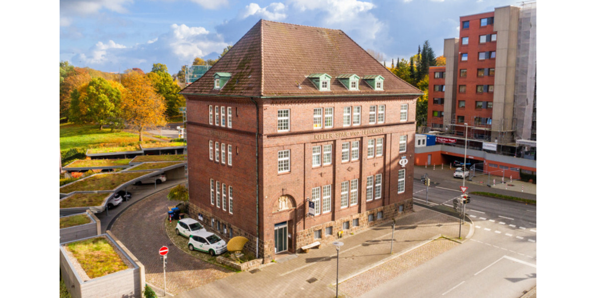 Etagenwohnung Kiel Ellerbek - 7 Zimmer, 220 m&sup2;, 2.750&euro; | Angebot:25328452