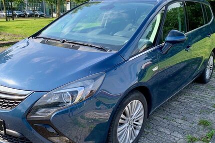 Opel Zafira Tourer 90.000 km 9.400 € Kiel 24107