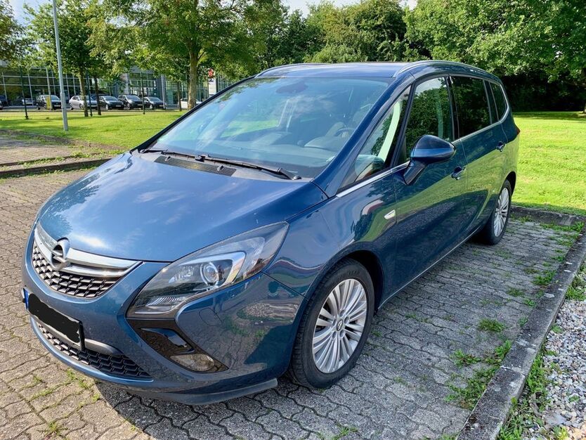 Opel Zafira Tourer 90.000 km 9.400 € Kiel 24107