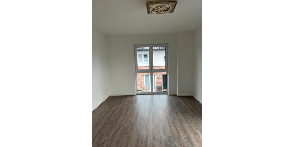 DHH in Bad Bramstedt zu vermieten, Kaltmiete 1500€ 4 zimmer