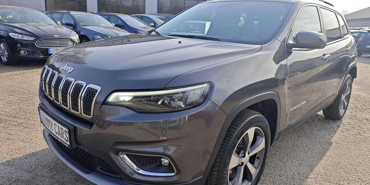 Jeep Cherokee 55.000 km 19.999 &euro; Kiel 24145