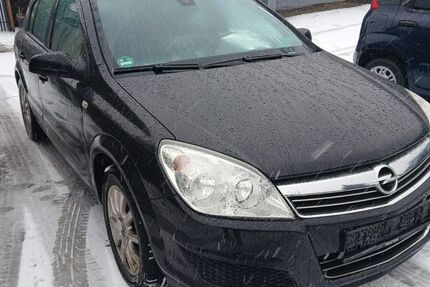 Opel Astra 207.000 km 2.950 &euro; Kiel 24109