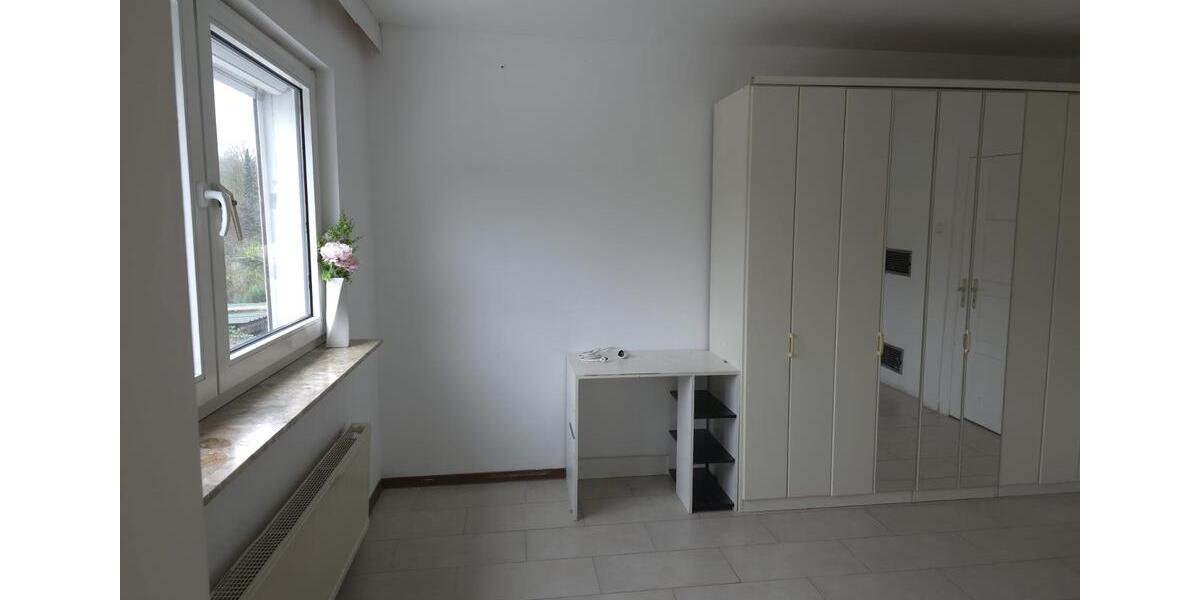 Charmante Doppelhaushälfte direkt am Schwanenseepark 4 zimmer