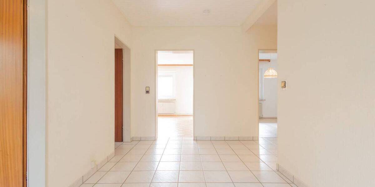 Etagenwohnung Büdelsdorf - 4 Zimmer, 102 m&sup2;, 174.000&euro; | Angebot:26343610