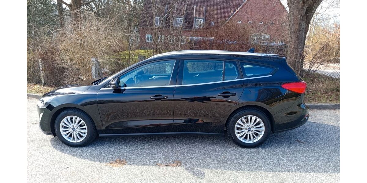 Ford Focus 85.000 km 13.800 &euro; Kiel 24145