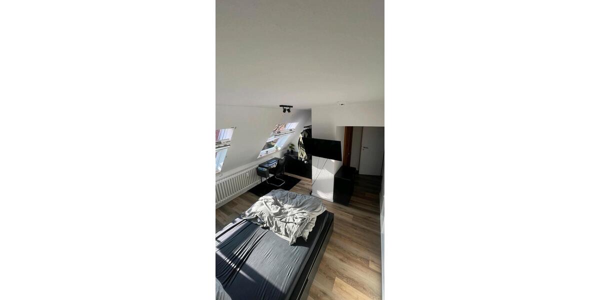 Dachgeschoßwohnung Kiel Friedrichsort - 3.5 Zimmer, 72 m&sup2;, 620&euro; | Angebot:26546957