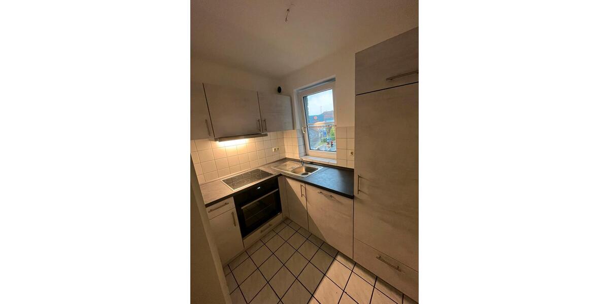 Etagenwohnung Neumünster - 2 Zimmer, 65 m&sup2;, 850&euro; | Angebot:26407993