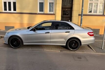 Mercedes-Benz E 350 280.000 km 6.000 &euro; Großharrie 24625