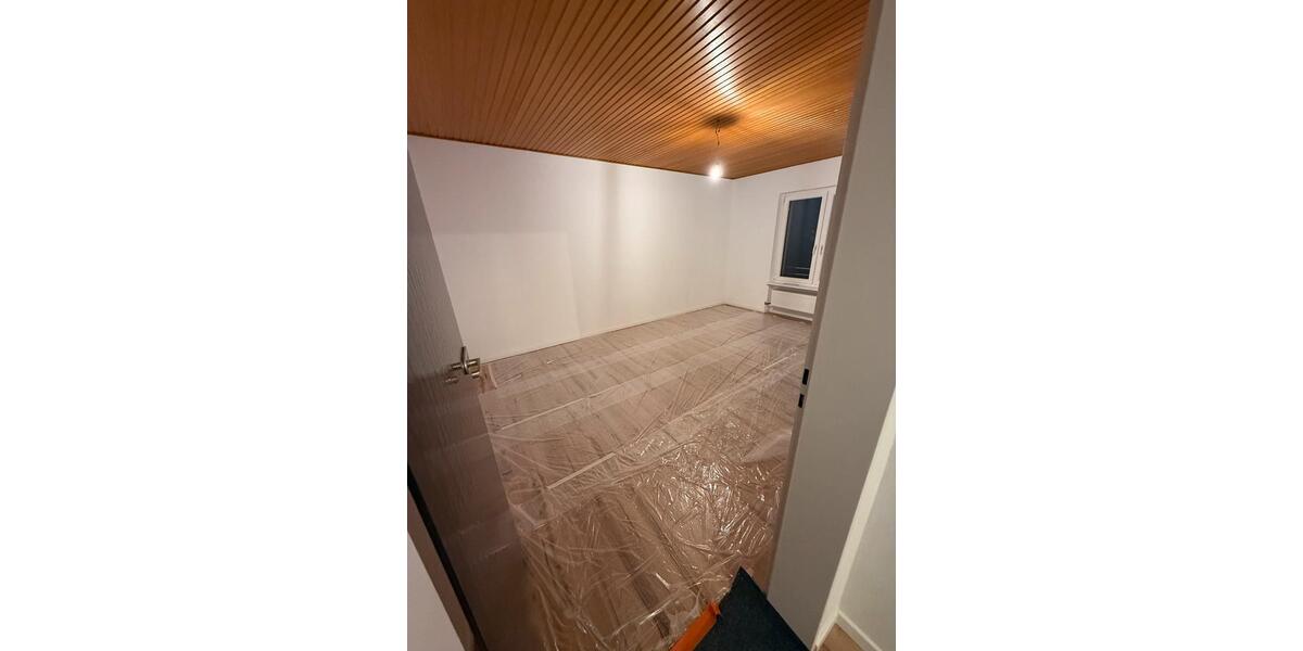 Etagenwohnung Kiel Elmschenhagen - 4 Zimmer, 86 m&sup2;, 1.250&euro; | Angebot:25571414