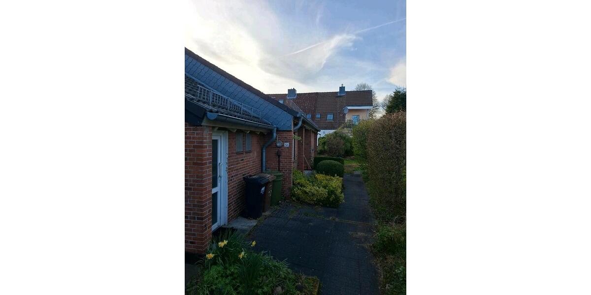 Reihenhaus Kiel Friedrichsort - 3 Zimmer, 85 m&sup2;, 325.000&euro; | Angebot:26313258