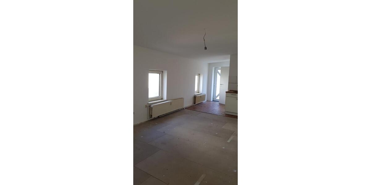 Etagenwohnung Neumünster - 1 Zimmer, 37 m&sup2;, 370&euro; | Angebot:25253174