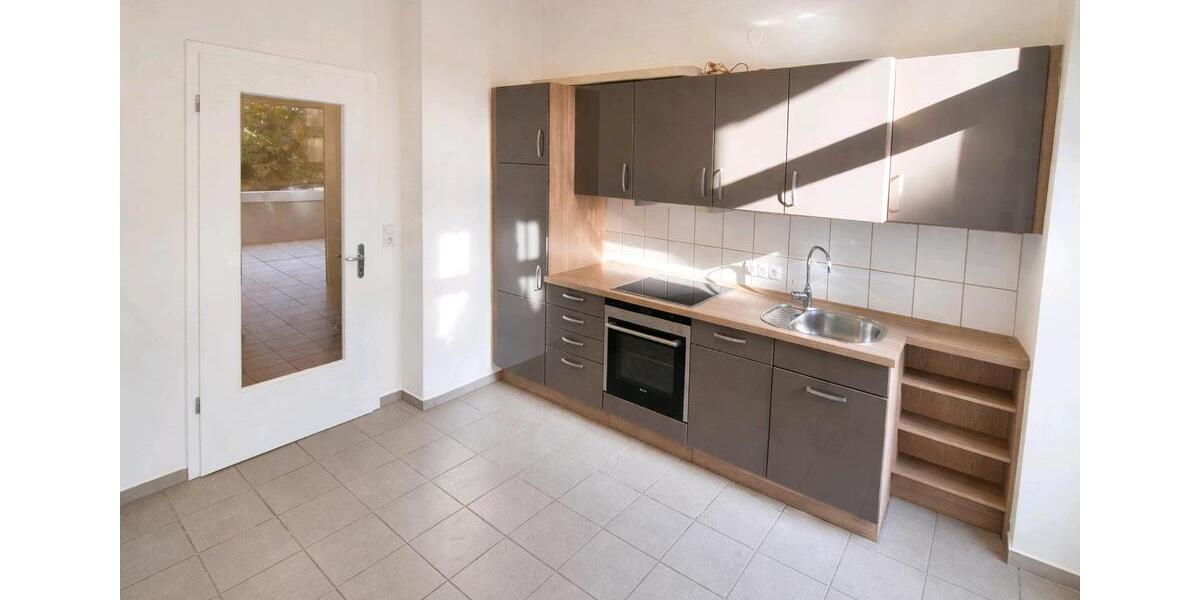 Hochparterre Neumünster - 4 Zimmer, 118 m&sup2;, 1.195&euro; | Angebot:26169851
