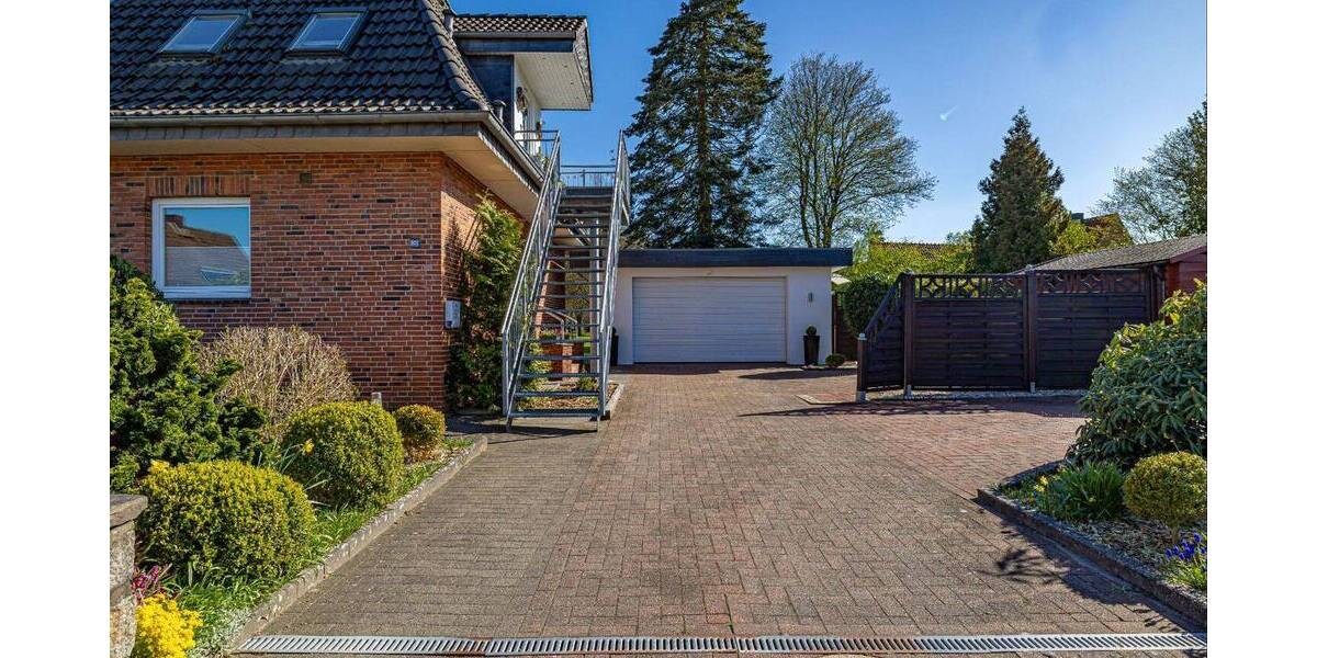 Mehrfamilienhaus, Wohnhaus Büdelsdorf - 7 Zimmer, 268 m&sup2;, 379.000&euro; | Angebot:26585387