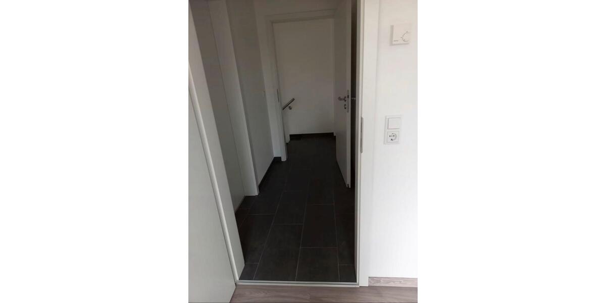 Dachgeschoßwohnung Büdelsdorf - 2 Zimmer, 38 m&sup2;, 478&euro; | Angebot:26399261