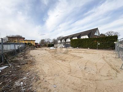 BAUMÖGLICHKEIT FÜR INVESTOREN UND BAUTRÄGER - Grundstück Neumünster Brachenfeld/Ruthenberg | Angebot:27127021
