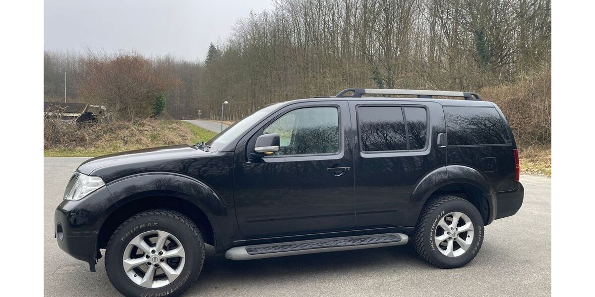 Nissan Pathfinder 318.000 km 6.500 &euro; Lilienthal 24232
