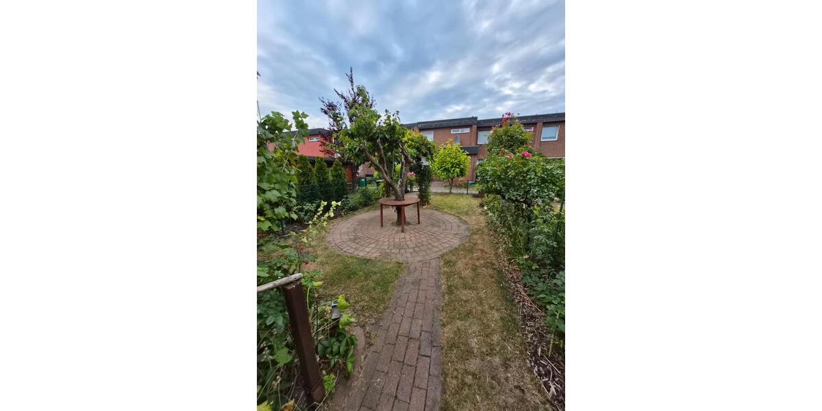Reihenhaus Kiel Neumühlen-Dietrichsdorf - 4 Zimmer, 85 m&sup2;, 280.000&euro; | Angebot:27141197