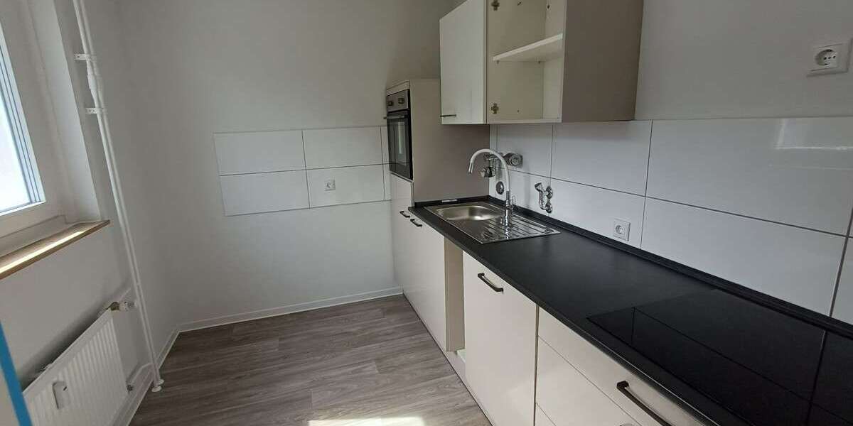 Etagenwohnung Kiel Mettenhof - 3 Zimmer, 82 m&sup2;, 816&euro; | Angebot:26862976