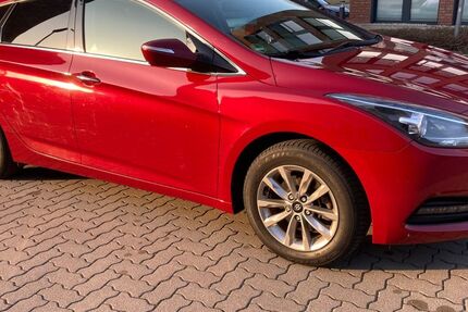 Hyundai i40 119.200 km 9.900 &euro; Kiel 24106
