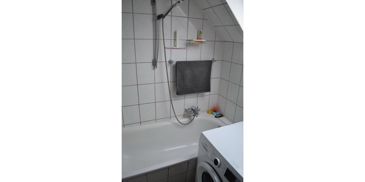 Etagenwohnung Kiel Meimersdorf - 3 Zimmer, 86 m&sup2;, 1.000&euro; | Angebot:24982189